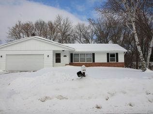 6070 Rusticwood Rd, Mound, MN 55364