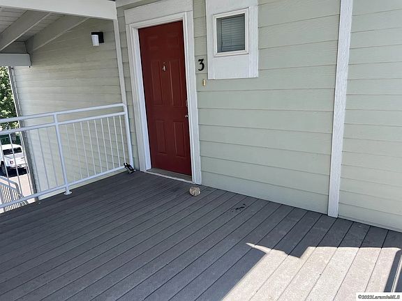 5th image of 529 Mitchell St Unit 3