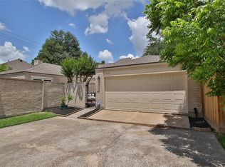 1628 Beaconshire Rd, Houston, TX 77077