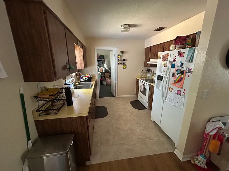 17361 Pinholster St — Photo 9