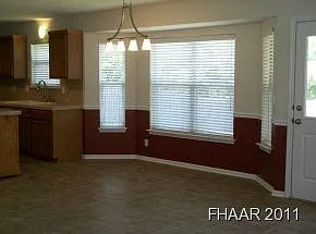 1805 Ledgestone Dr — Photo 3