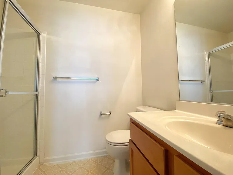 1601 Wilcox Ave — Photo 22