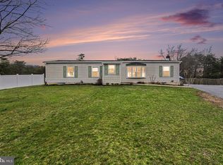 1011 Cranes Gap Rd, Carlisle, PA 17013