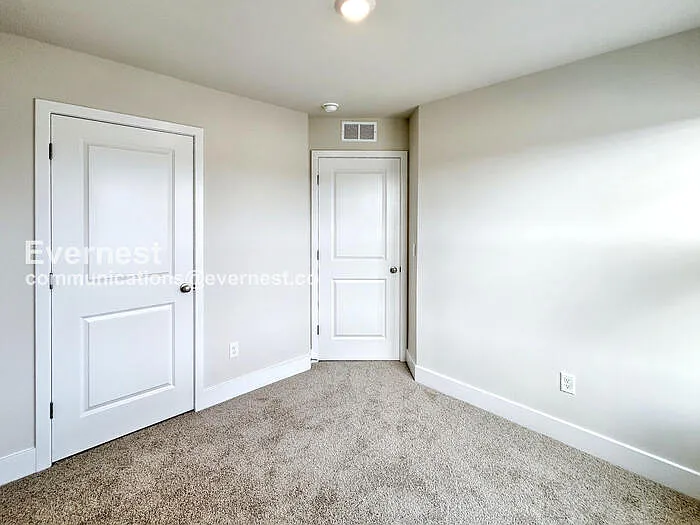 189 Sioux Loop — Photo 12