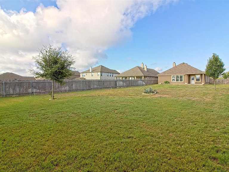 31443 Kingsway Rd — Photo 27