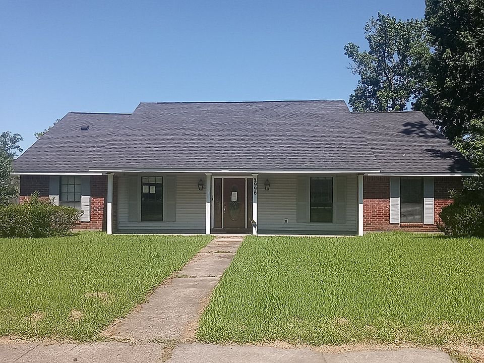 1st image of 2996 Lexington Dr