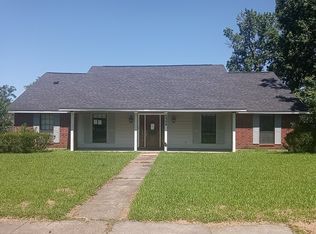 2996 Lexington Dr, Baton Rouge, LA 70808