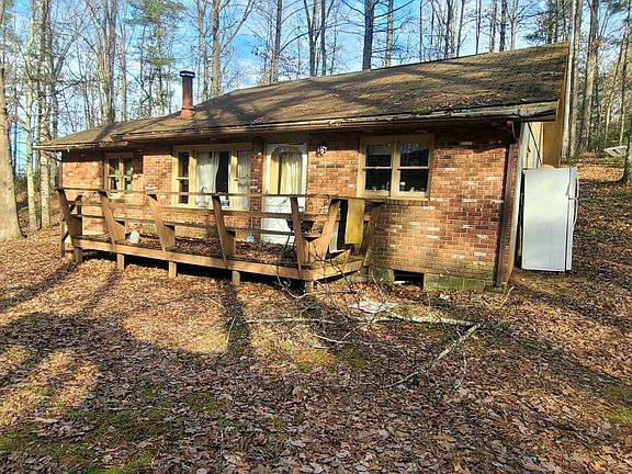 5th image of Hickory Point Dr #15