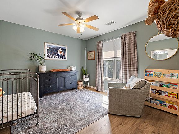 3rd image of 500 Bucksley Ln Unit 301