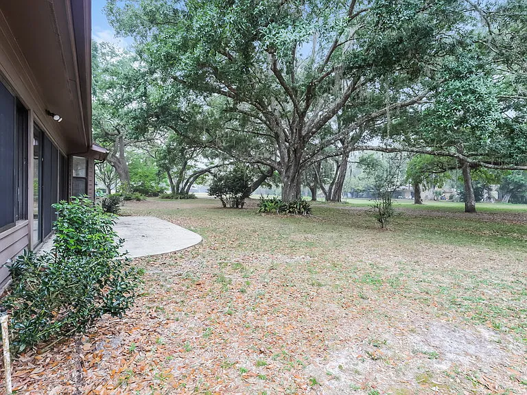 34438 Cedarfield Dr — Photo 16