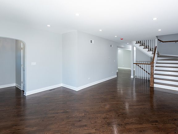 3rd image of 7809 W Sunset Dr