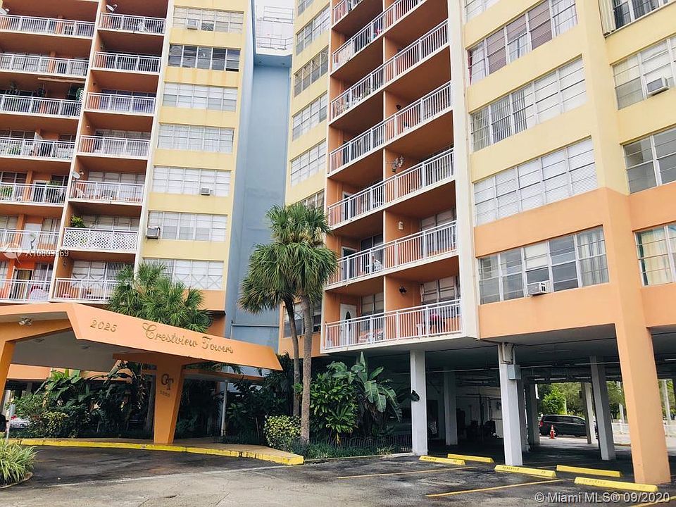 1st image of 2025 NE 164th St APT 205