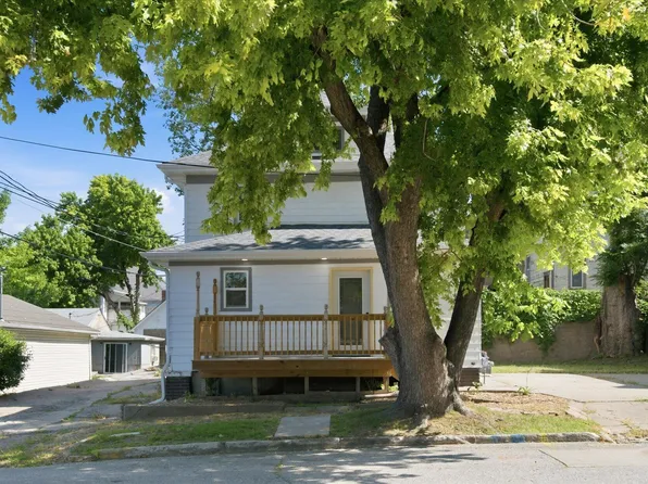 328 Story St, Council Bluffs, IA 51503