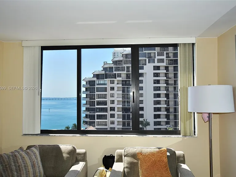 540 Brickell Key Dr #1025 — Photo 5