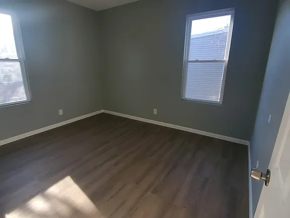 2 Bedrooms at 188 Scheerer Ave #1a, Newark NJ — photo 3