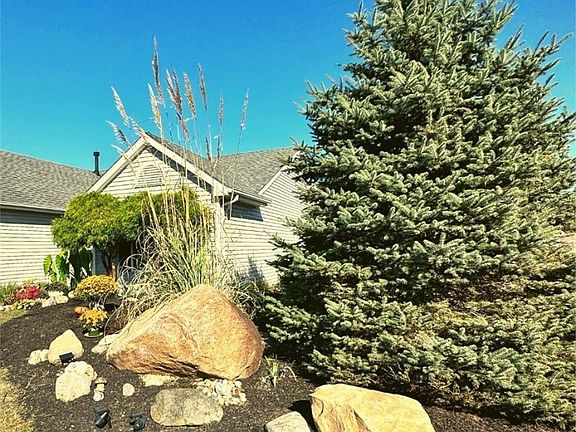 4th image of 7192 Pinewood Dr