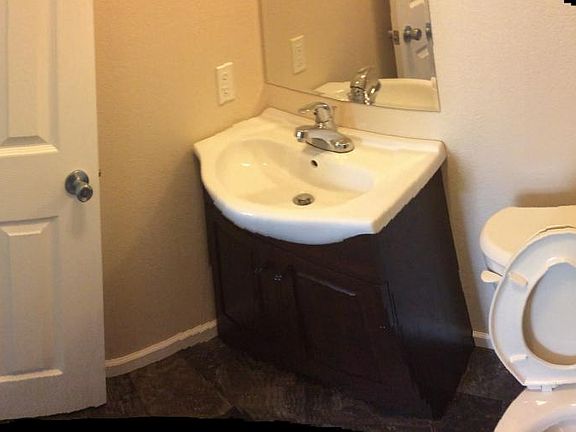 4th image of 2721 Maurice Dr