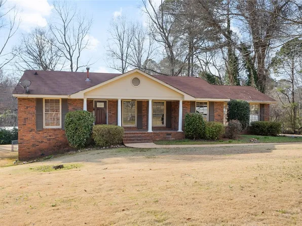 1310 Gwen Mill Dr, Opelika, AL 36801