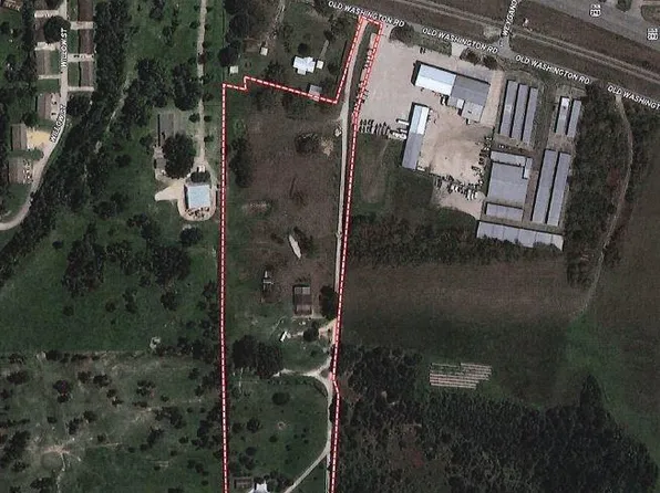 31807 Washington St, Waller, TX 77484