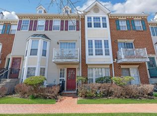 32 Cedar St, Jersey City, NJ
