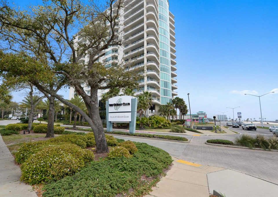 1st image of 2060 Beach Blvd