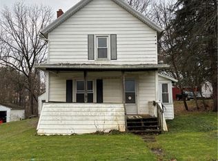 12 Handley St, Perry, NY 14530