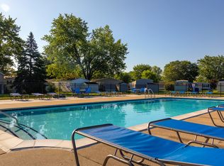 41021 Old Michigan Ave, Canton, MI