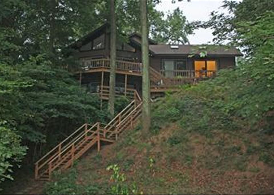 1st image of 3224 Silver Acres Dr