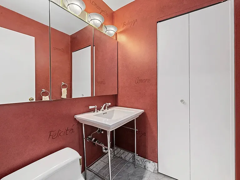 255 W 85th St #10CD — Photo 11