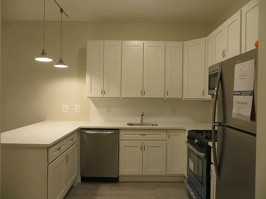 Rented by Keller Williams NYC | media 14