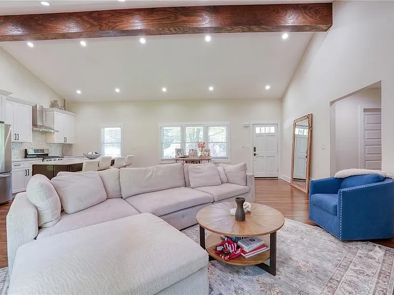 3076 McCully Dr NE — Photo 8