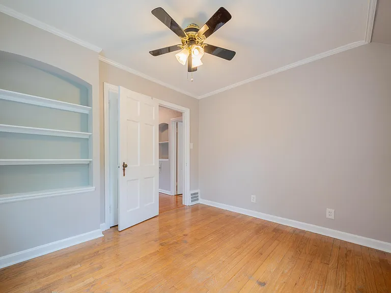 1200 Brentwood Rd — Photo 16