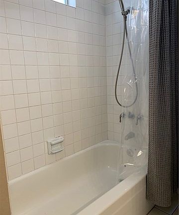 5th image of 4733 Radford Ave APT 6