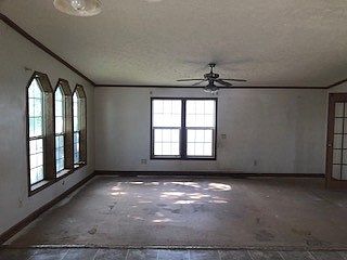 4th image of 300 S Q Ave