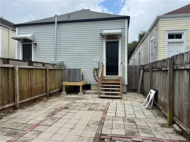 128 N Alexander St — Photo 29