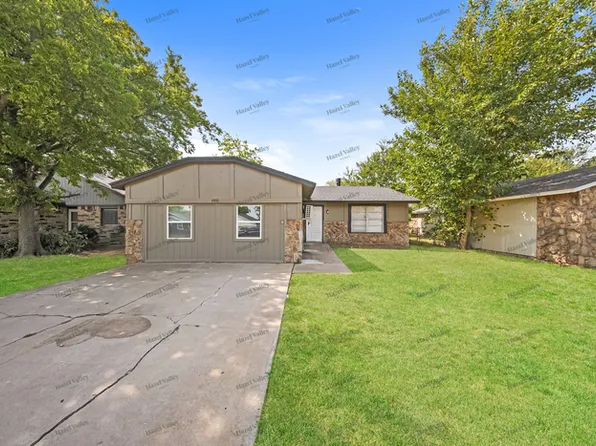 808 NW 113th St, Oklahoma City, OK 73114