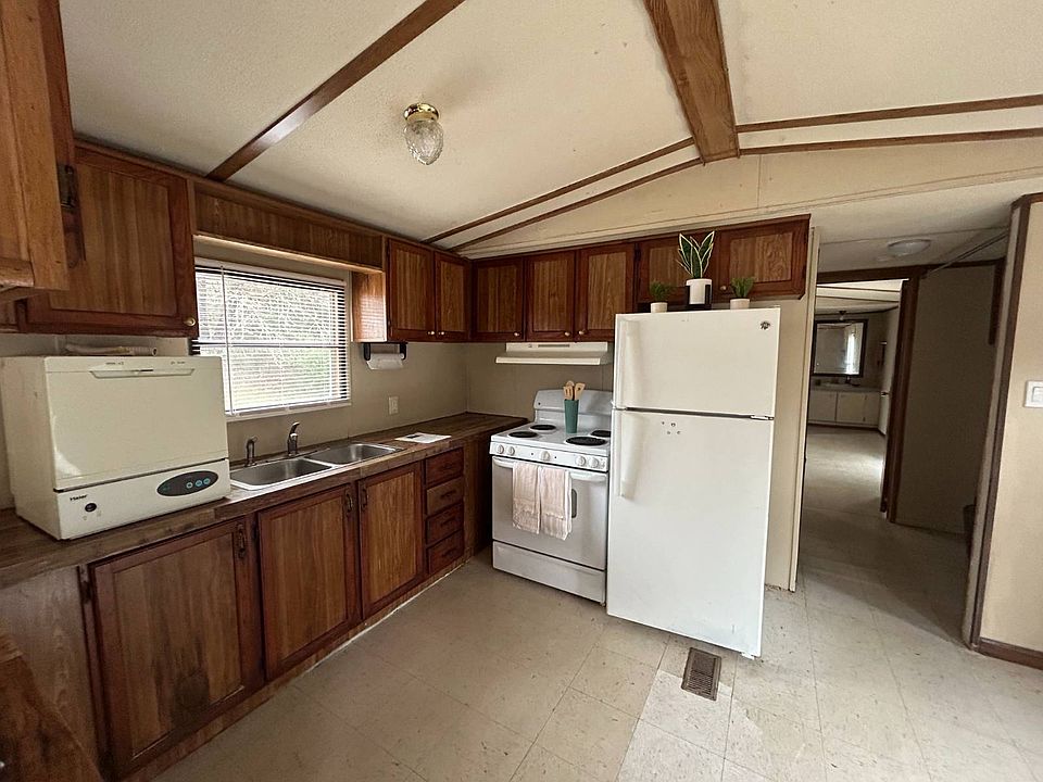 1st image of 117 Terrys Park Dr