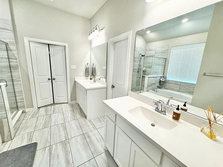 809 Uplands Dr — Photo 31
