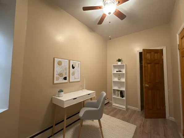 145 Rockaway Avenue image 11 of 13