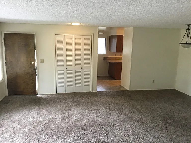1835 Tabor St — Photo 3