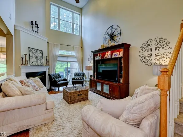 47 LOFT Dr, Bridgewater Twp., NJ 08836