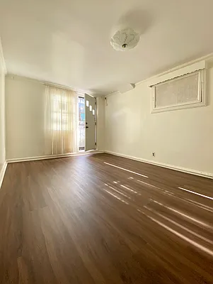 Rented by (LEGACY NOT ACTIVE) DiGiulio Group Real Estate, LLC | media 33