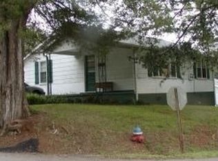 200 Arcadia St, Dahlonega, GA 30533