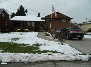 512 Monongahela Ave, Elizabeth, PA