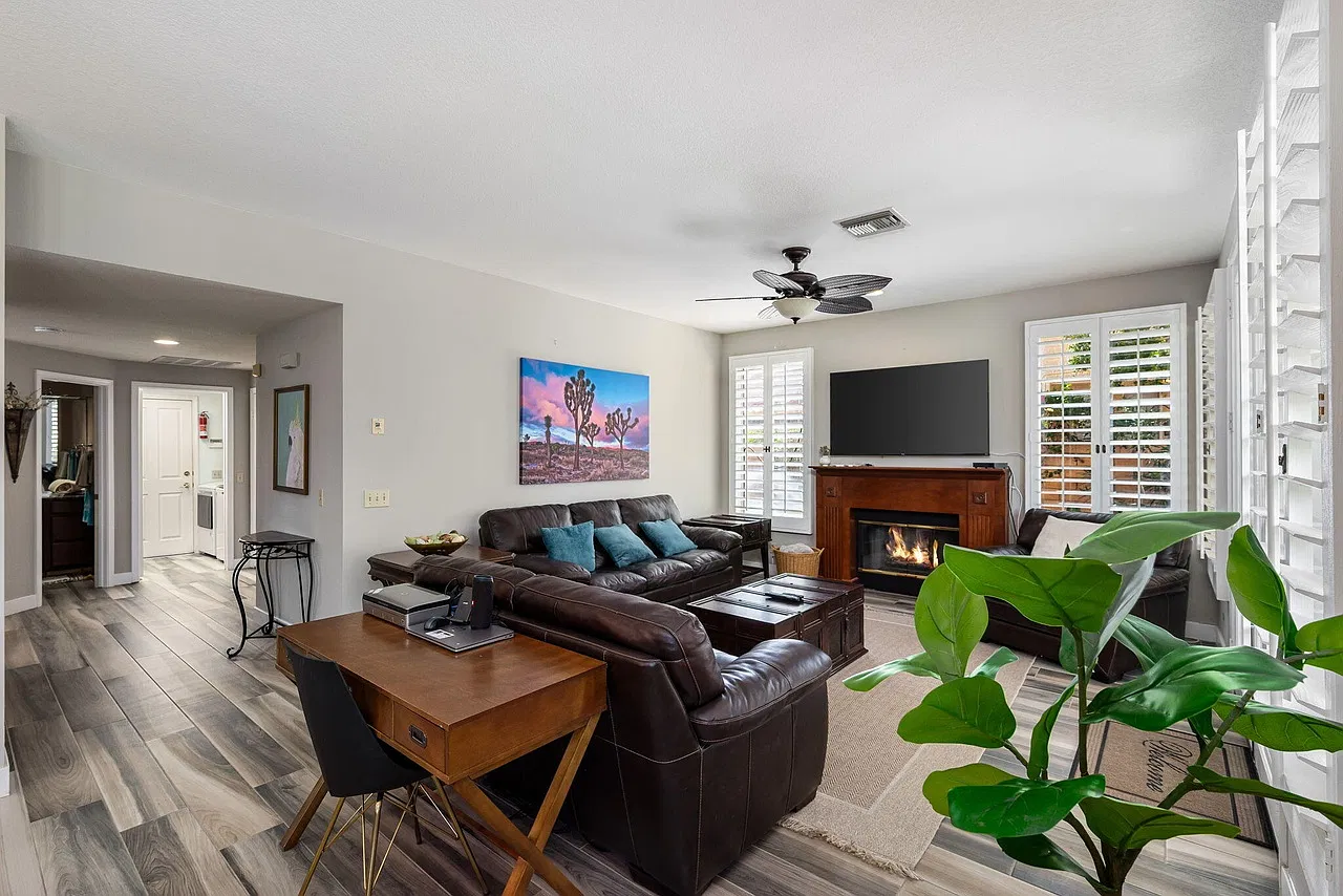 4 bed, 2800 sqft, $10,500 — Photo 3