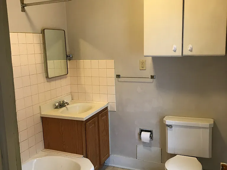 615 Townline Rd #3 — Photo 5
