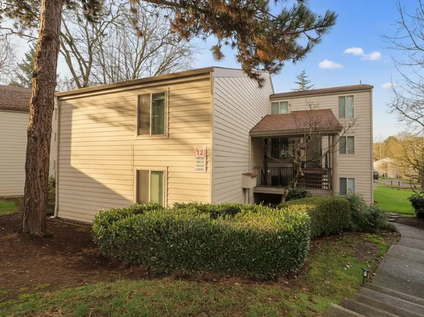 10322 SW Trapper Ter, Beaverton, OR 97008