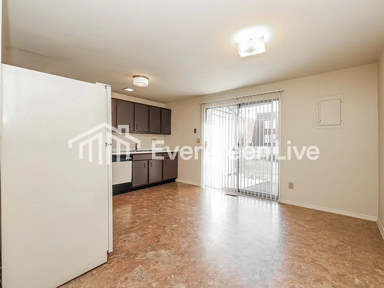 7550 Mount Whitney St — Photo 8