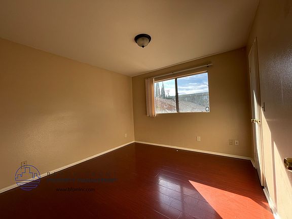 3rd image of 1214 Temple Ave APT 201