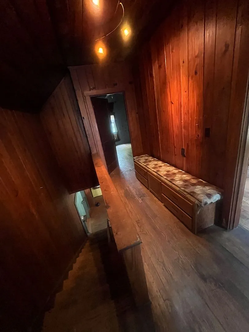 Yearly Lease?Lease To Own? Work For Equity? You Let Us Know!! — Photo 4